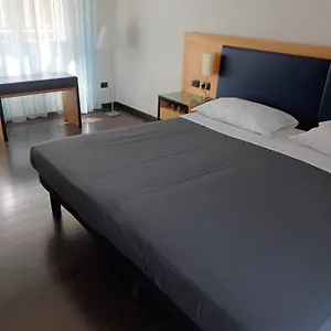 Luxury Station Apartment Padua
